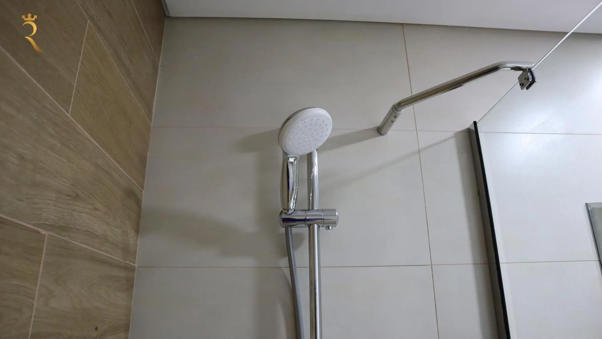 City Nest Bright And Airy 2Br Apartment In Oasis Forenede Arabiske Emirater