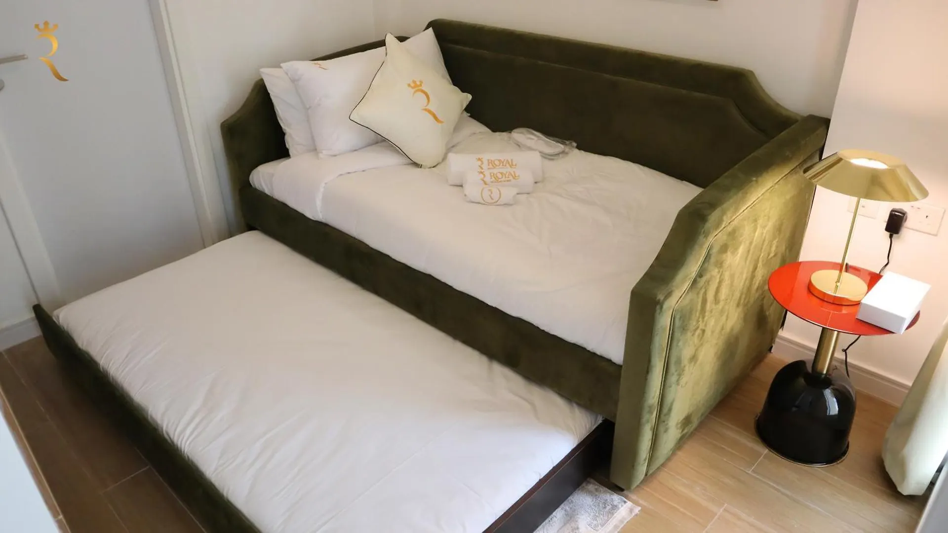 City Nest Bright And Airy 2Br Apartment In Oasis
